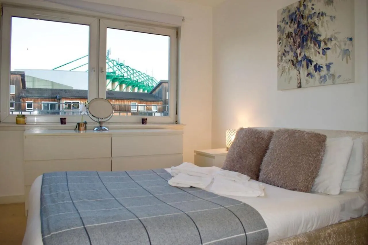 2 Bedroom Flat With Balcony Views Of Arthur'S Seat Edimburgo 0*,  Reino Unido