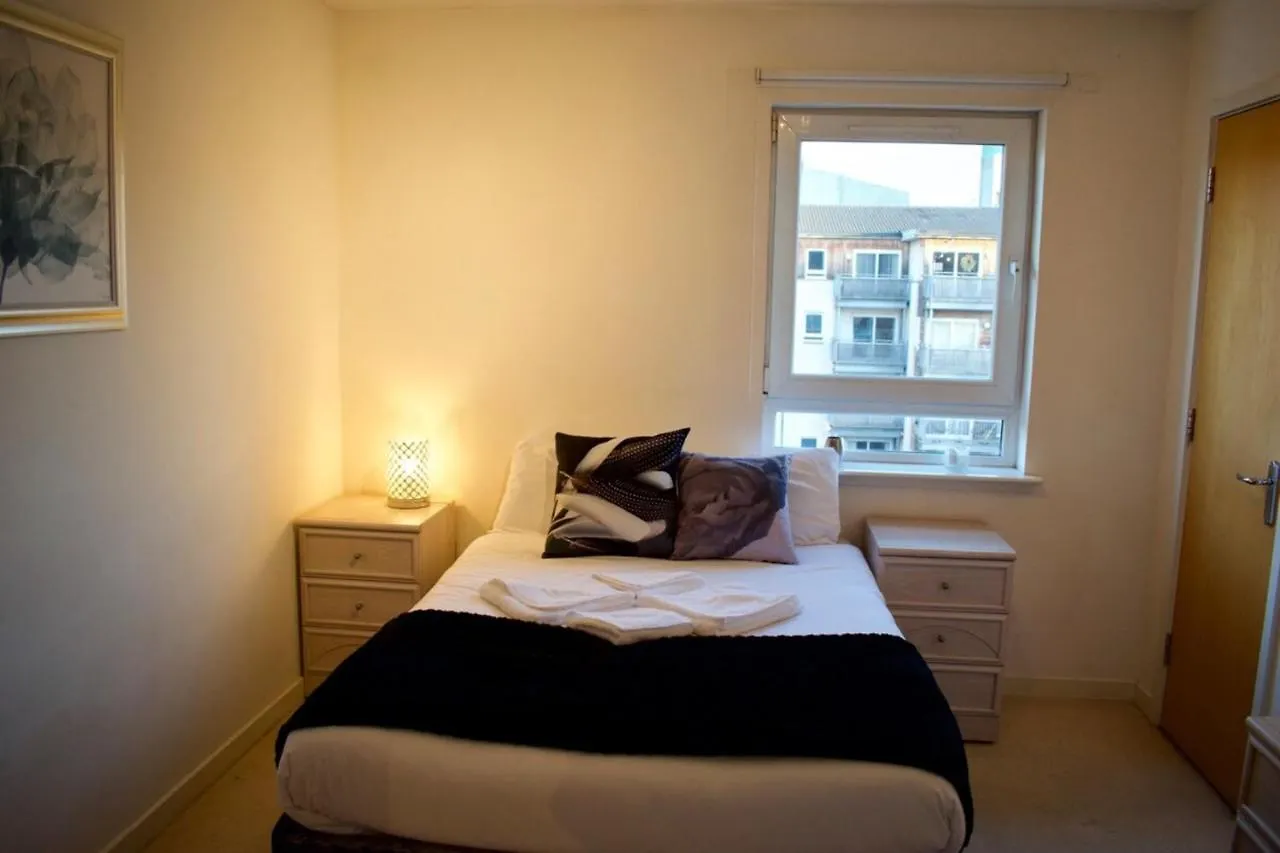 2 Bedroom Flat With Balcony Views Of Arthur'S Seat Edimburgo Reino Unido