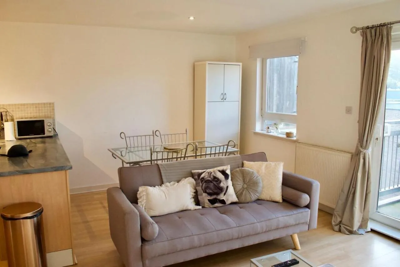 2 Bedroom Flat With Balcony Views Of Arthur'S Seat Edynburg