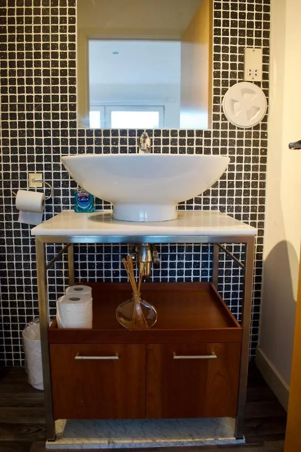 2 Bedroom Flat With Balcony Views Of Arthur'S Seat Edynburg 0*,  Wielka Brytania