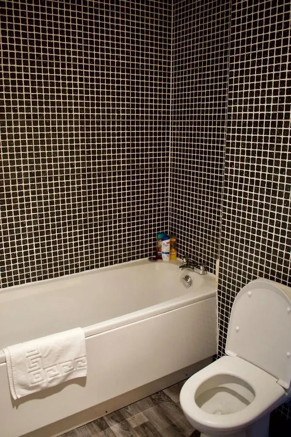 2 Bedroom Flat With Balcony Views Of Arthur'S Seat Edynburg